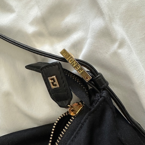 Vintage Fendi Mama Baguette - Picture 3 of 6